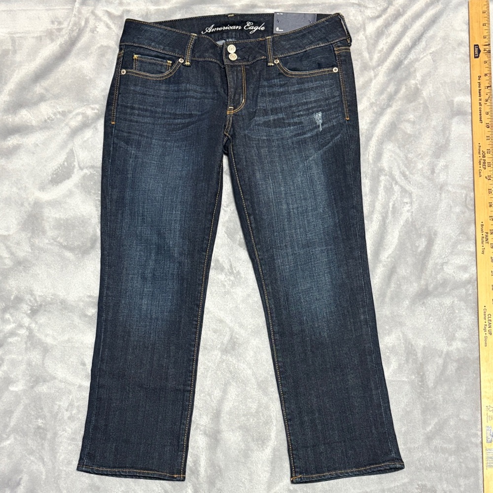 American Eagle Outfitters Artist Women's Cropped Jeans. Low rise.